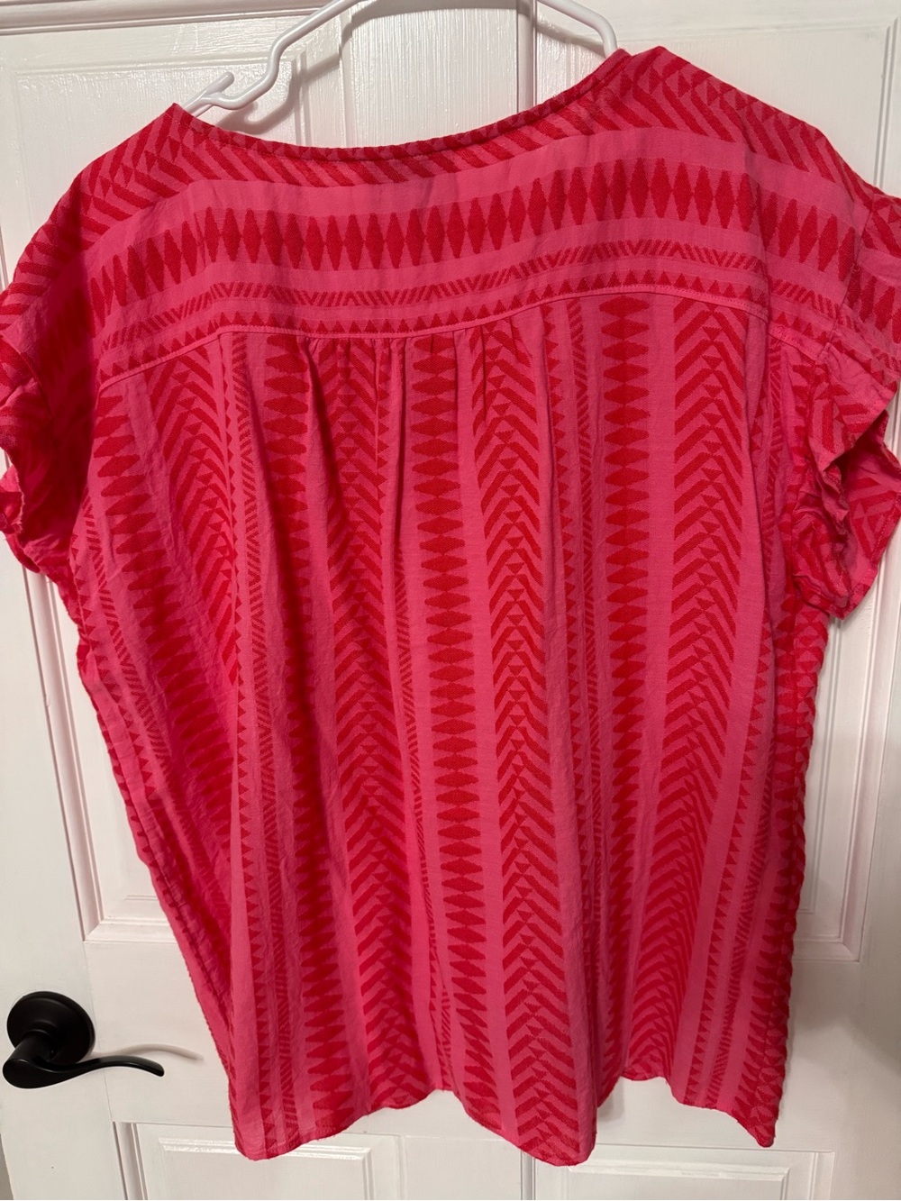 LOFT Fuchsia Geometric Short-Sleeve V-Neck Blouse - Picture 2 of 3